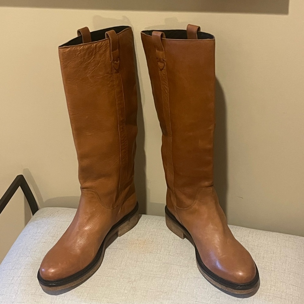 Boemos Italian Leather Tan Tall Riding- Style Boots, made in Italy, Euro Size 37